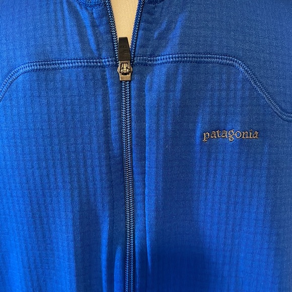Men’s Royal Blue light weight Patagonia vest-size medium - Picture 3 of 10